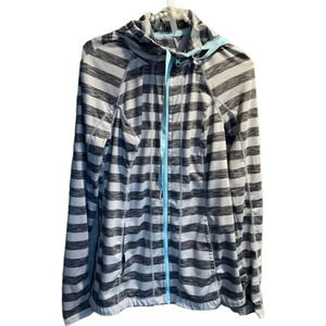 EUC Lukka yoga/Jogging Hoodie with thumb holes and great zippered pockets